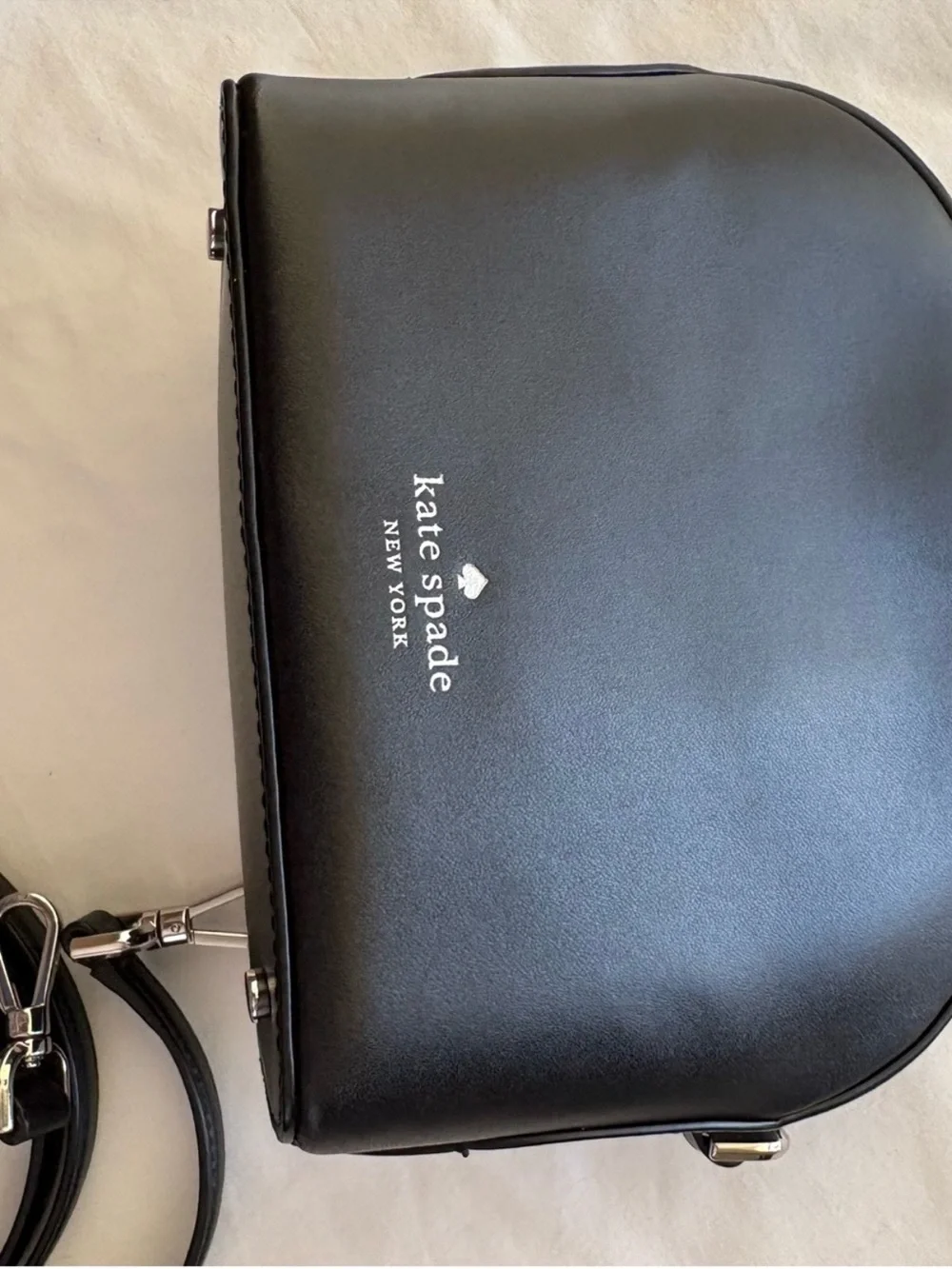Kate Spade Penguin Crossbody Bag with Penguin Pouch- Black and White - Picture 4 of 13